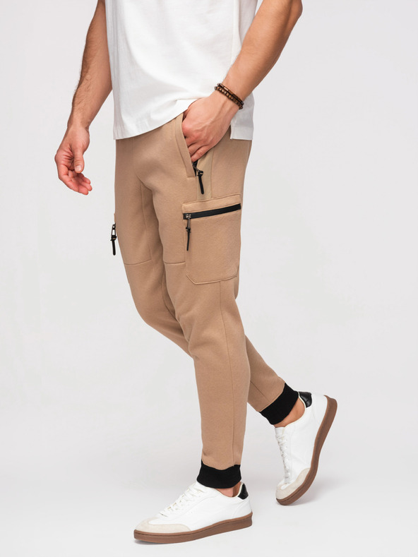 Ombre Clothing Muške trenirke JOGGER s džepovima na bedrima i kontrastnim vstavljenim dijelovima - svijetlo smeđa V4 OM-PASK-0222 Ombre Clothing