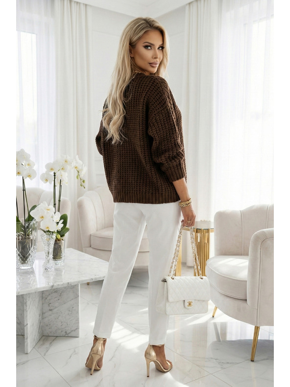 numoco basic Topao oversized pulover sa gustom tkaninom i V izrezom - čokolada