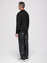 Ombre Clothing Muške dukserice sa aplikacijom križa i srebrnim kamenjem sa okruglim izrezom - crna V1 OM-SSNZ-0271 Ombre Clothing
