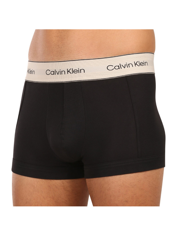 Calvin Klein Komplet od tri - muške bokserice Calvin Klein crne