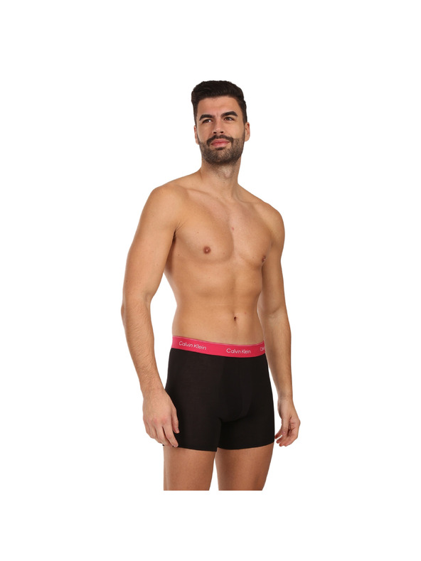 Calvin Klein Komplet od tri - muške bokserice Calvin Klein crne