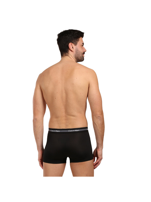 Calvin Klein Komplet od tri - muške bokserice Calvin Klein crne