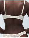 Marks & Spencer Чипкани декултирани потпетнички Body без костију, вел. A-E Marks & Spencer кремаста