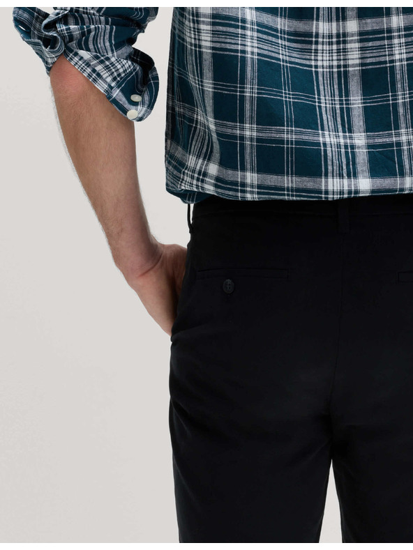Marks & Spencer Elastične chino šortke, normalna kroja Marks & Spencer crna