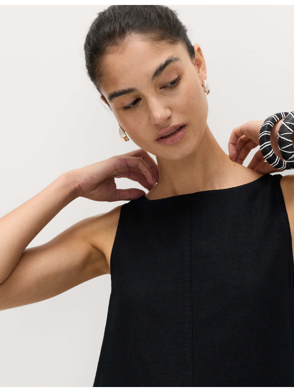 Marks & Spencer Slobodne mini haljine s ovalnim izrezom i visokim udjelom lana Marks & Spencer crna