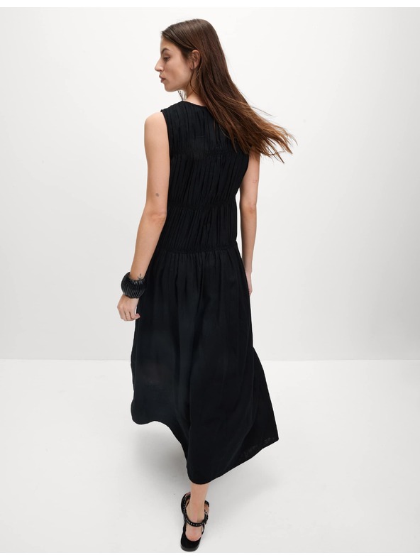 Marks & Spencer Fluidne nabrane midi haljine s visokim udjelom lana Marks & Spencer crna