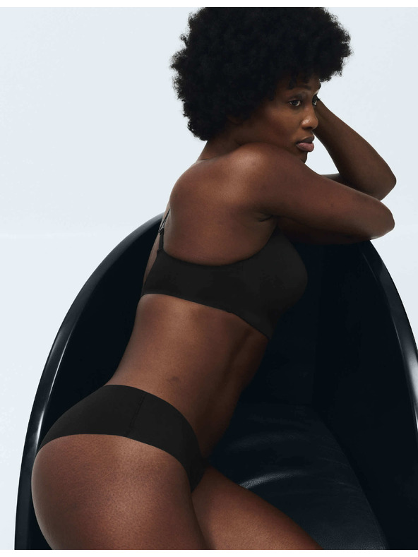 Marks & Spencer Kompleta od 3 kom gaća sa niskom strukom Body Invisibles™ bez VPL Marks & Spencer crna