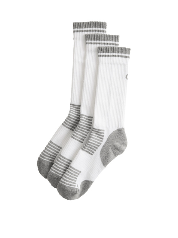 Marks & Spencer 3 para reflektivnih čarapa s tehnologijom Cool & Fresh™ i ojačanom stopalnom Marks & Spencer bijela