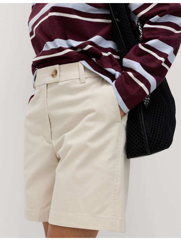 Marks & Spencer Chino šortice s visokim strukom s visokim udjelom pamuka Marks & Spencer kremasta