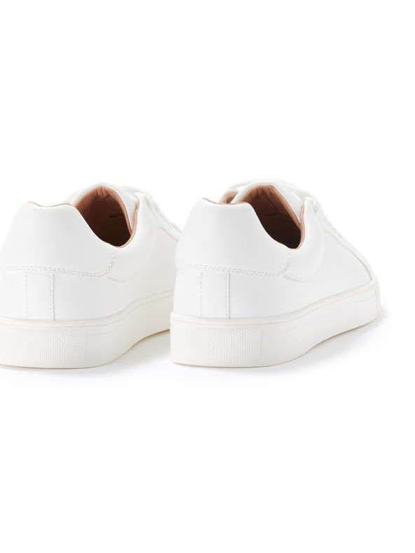 Celio Tenisice Jynan