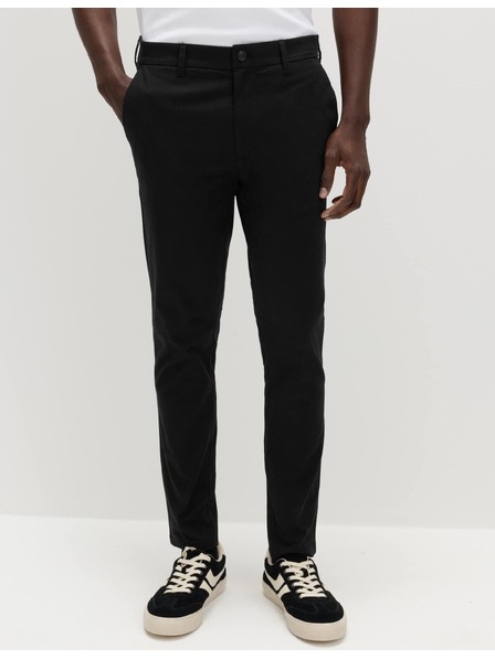 Marks & Spencer Chino hlače uskog kroja s rastezanjem Marks & Spencer crna