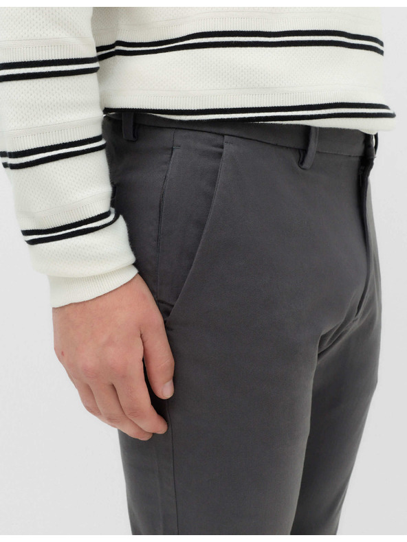 Marks & Spencer Keperne chino hlače uskog kroja The Ultimate Marks & Spencer siva