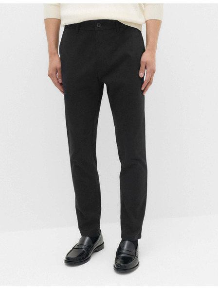 Marks & Spencer Marks & Spencer crni rastezljivi chinos hlače uskog kroja