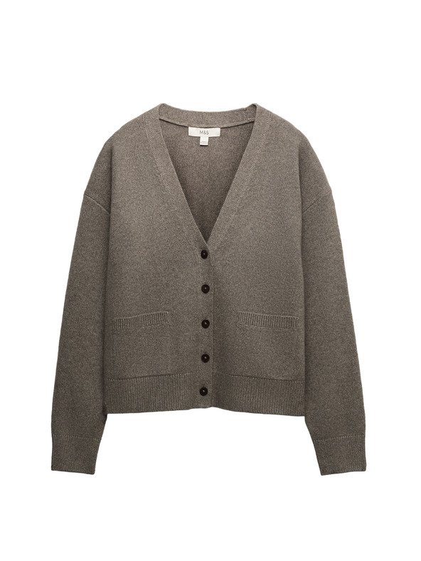 Marks & Spencer Cardigan sa dugmadima od zračnog pređa sa V izrezom Marks & Spencer smeđa