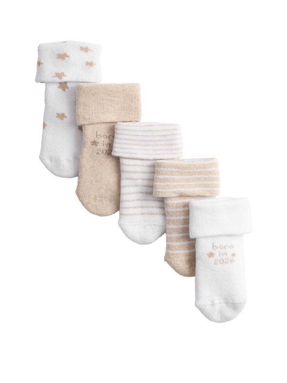 Marks & Spencer Froté čarape s "Born in 2026" i visokim udjelom pamuka (0–12 mjeseci), 5 pari Marks & Spencer bijela