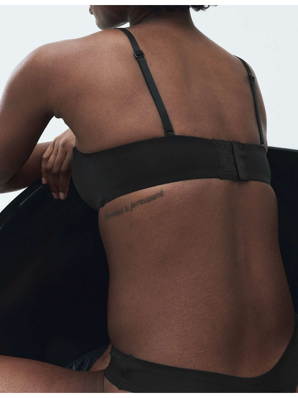 Marks & Spencer Nevidljiva Body Invisibles™ grudnjak bez naramnica s kostima, vel. A–E Marks & Spencer crna